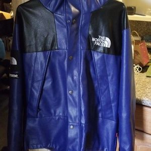 Supreme tnf leahter paraka